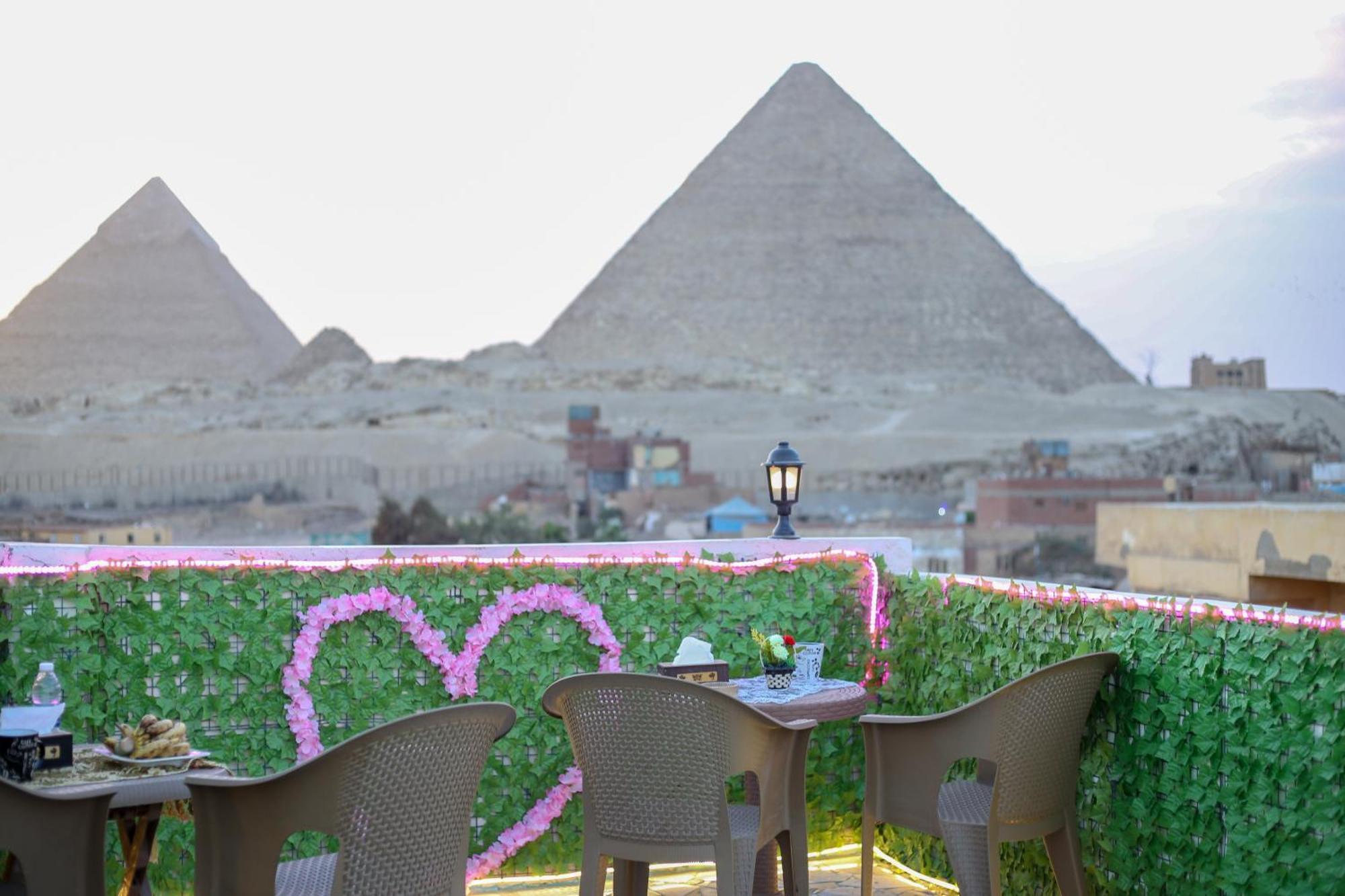 Kafret el-Gabal Pyramids Show Hotel מראה חיצוני תמונה