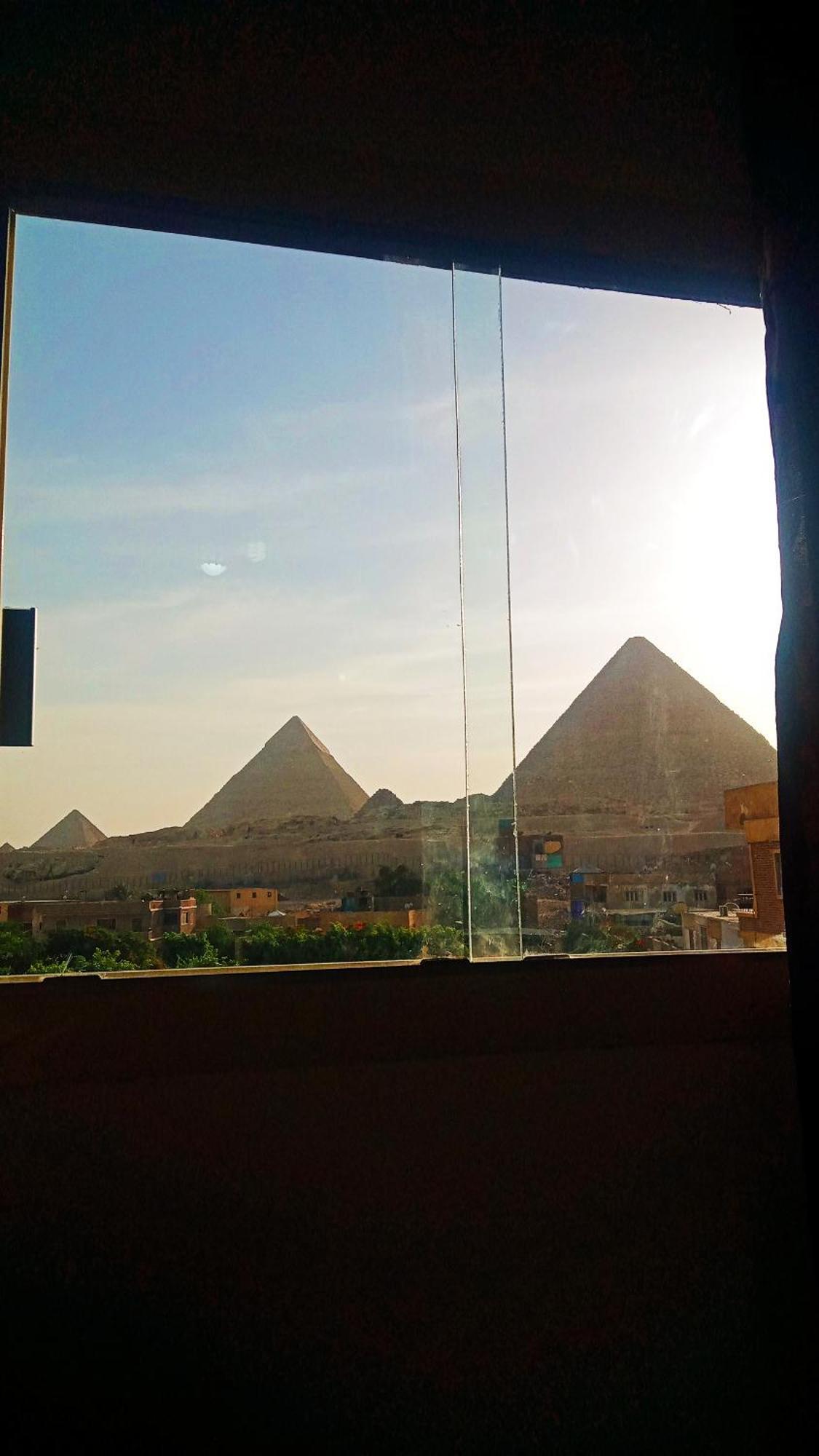Kafret el-Gabal Pyramids Show Hotel מראה חיצוני תמונה