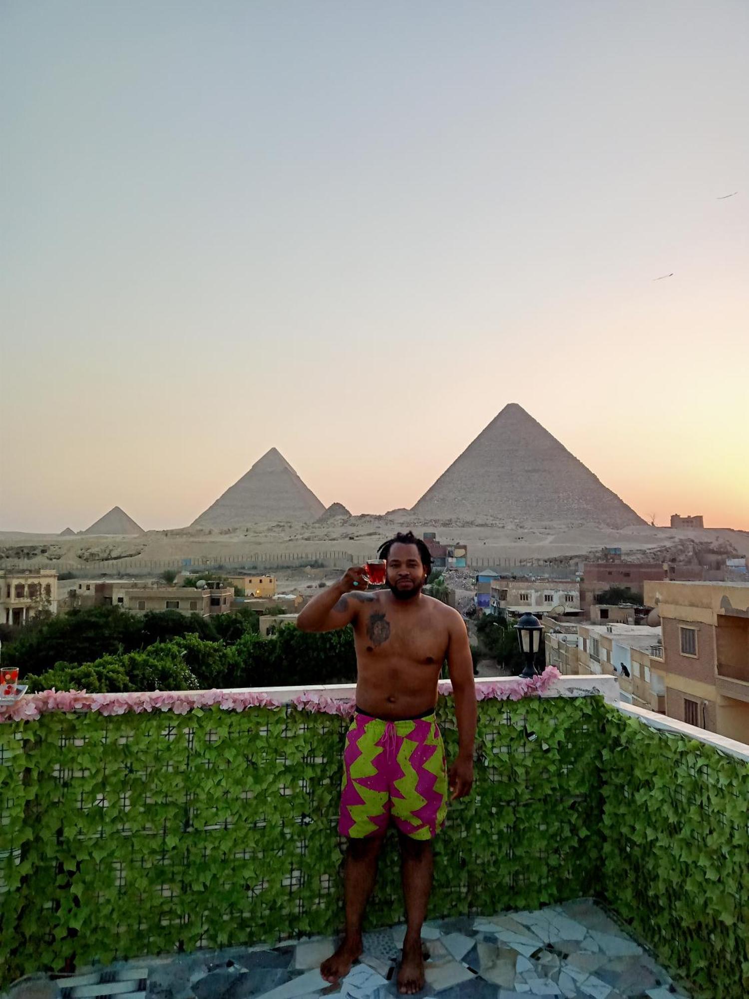 Kafret el-Gabal Pyramids Show Hotel מראה חיצוני תמונה
